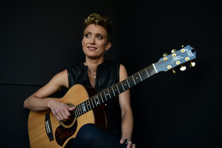 Christie Lenée with guitar workshop and concert at Boulevard