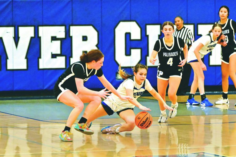 CCHS boys’ basketball faces Inglewood in league opener